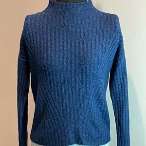 Old Navy Women's Navy Turtleneck Sweater